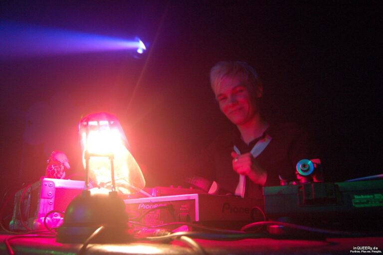 Schamlos IV – Die Blümchen- und Bienchen-Party, Düsseldorf, 2007
