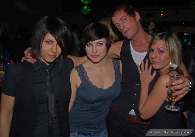 Schamlos – wird im Schnee gestöbert, Düsseldorf, 2009