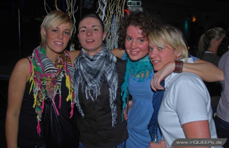 Schamlos – wird im Schnee gestöbert, Düsseldorf, 2009