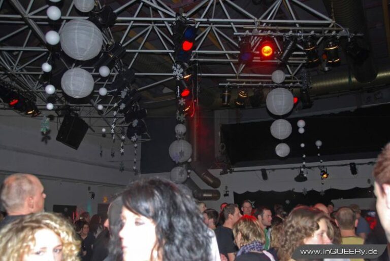 Schamlos – wird im Schnee gestöbert, Düsseldorf, 2009