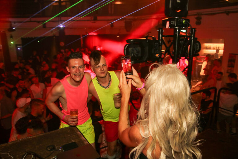 Schamlos – Party – Endless summer, zakk Düsseldorf, 2024
